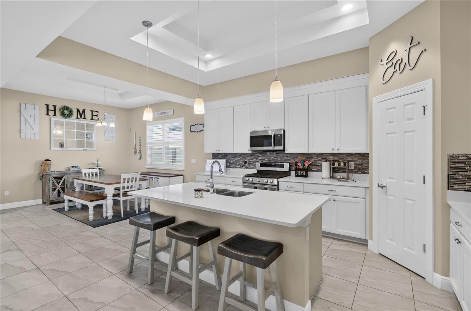 Single Family Residence at 2985 BREEZY MEADOWS DR, CLEARWATER, photo 12 of 48
