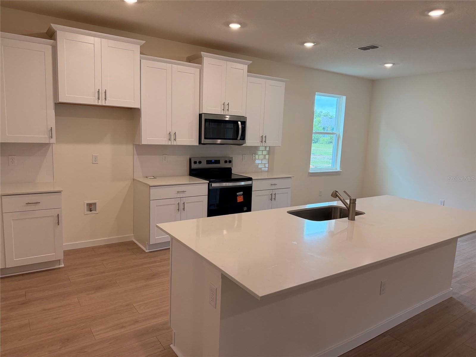 Single Family Residence at 3042 KINGSMAN TRL, ORMOND BEACH, photo 3 of 56
