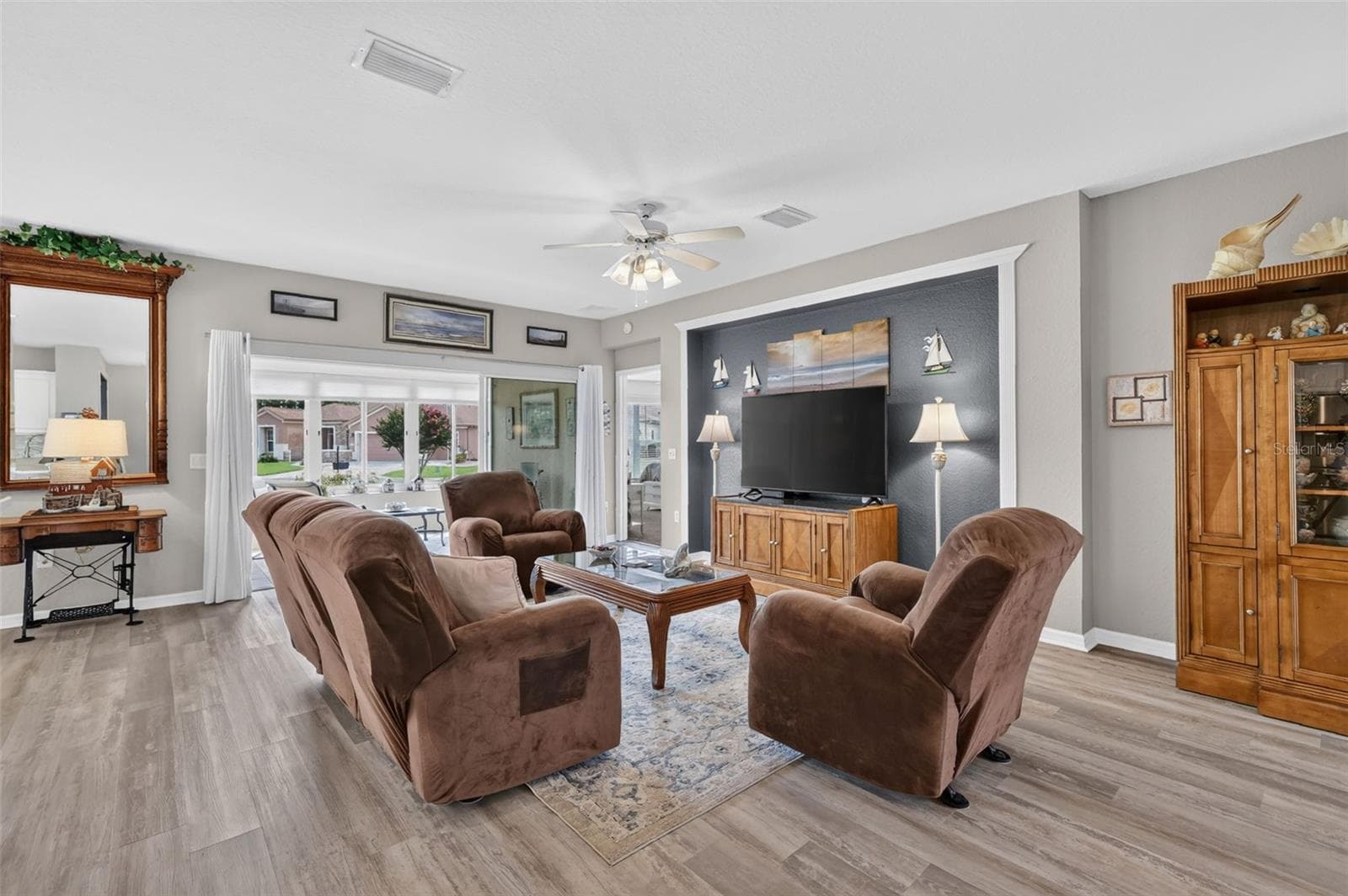 Single Family Residence at 9028 SE 120TH LOOP, SUMMERFIELD, photo 7 of 32