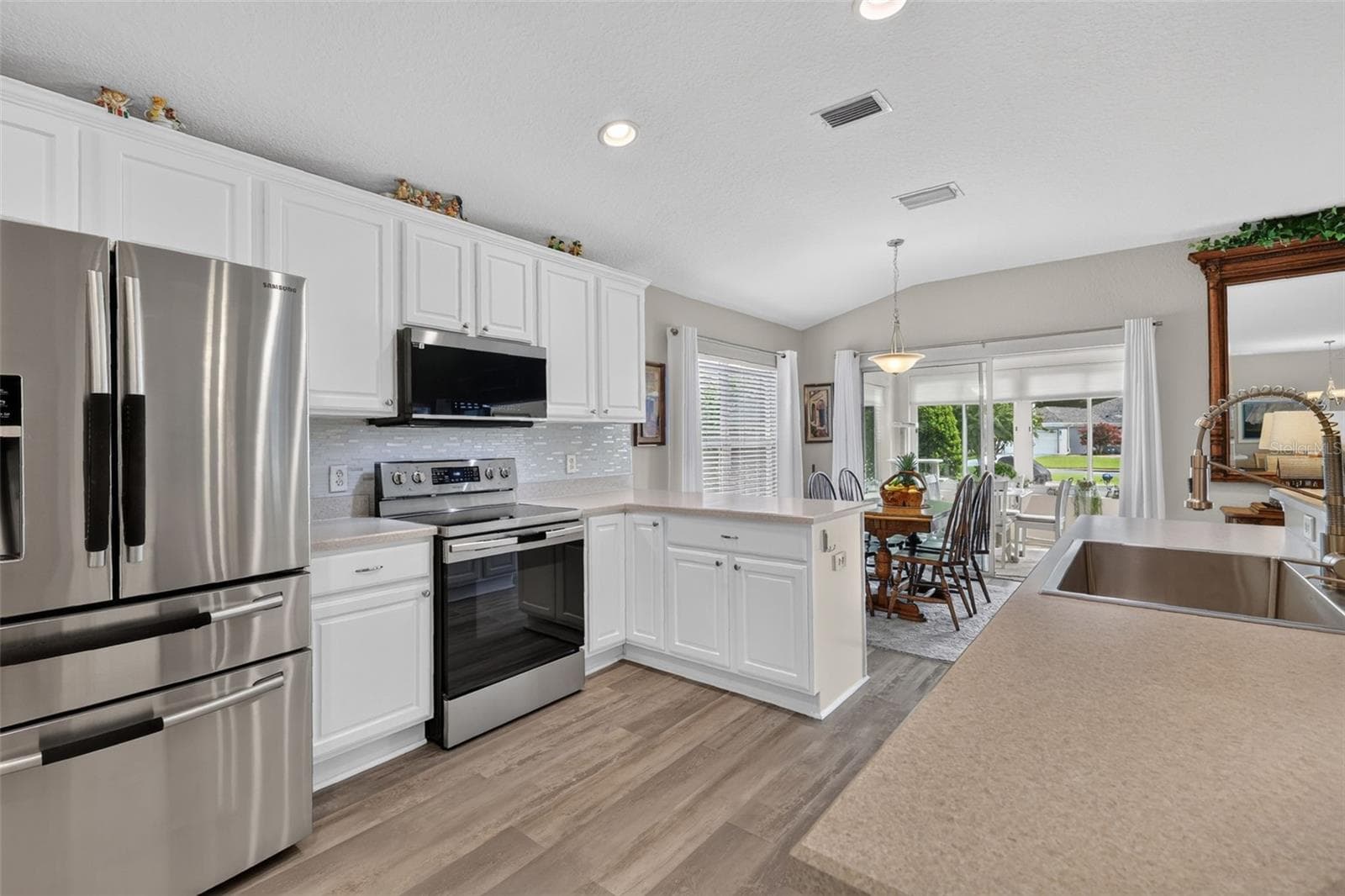 Single Family Residence at 9028 SE 120TH LOOP, SUMMERFIELD, photo 15 of 32