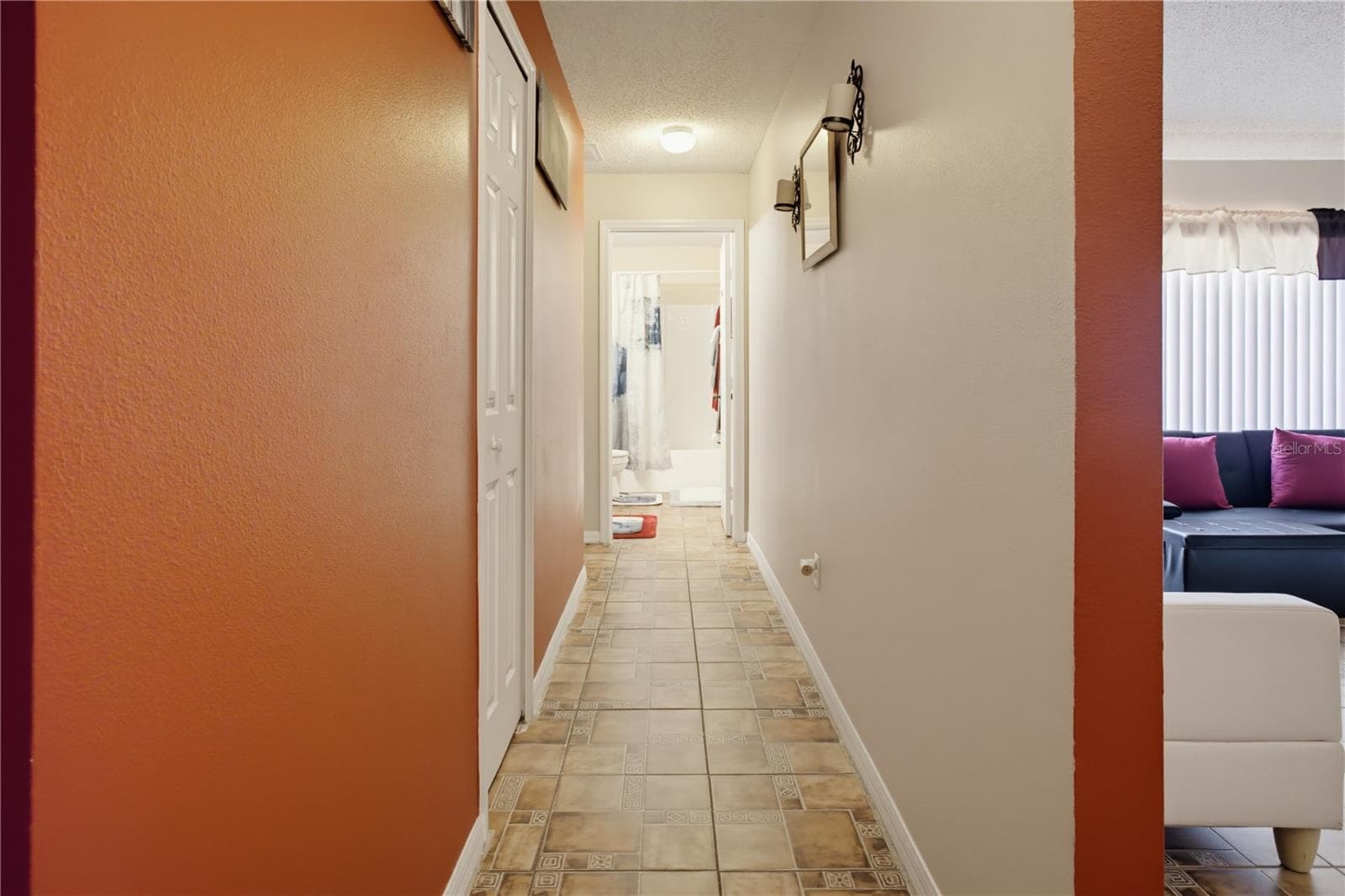 Single Family Residence at 672 BASINGSTOKE CT, KISSIMMEE, photo 19 of 28