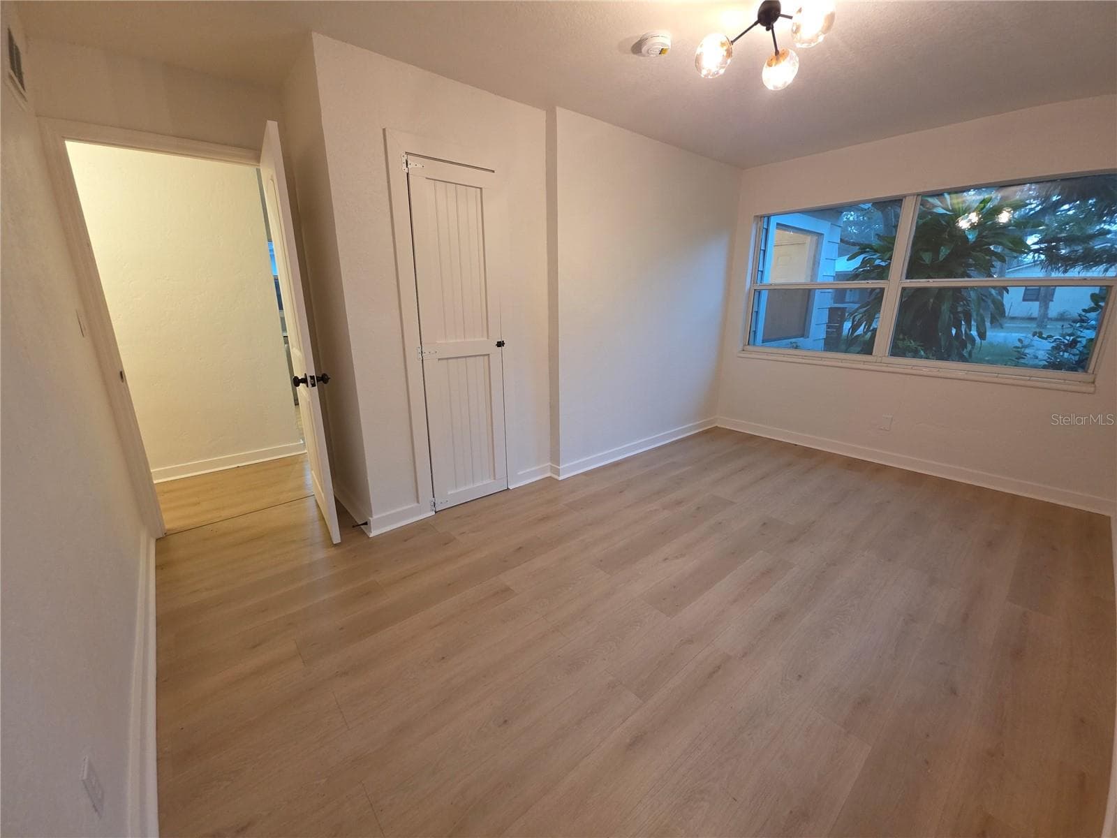 Single Family Residence at 1020 19TH ST S, ST PETERSBURG, photo 9 of 20