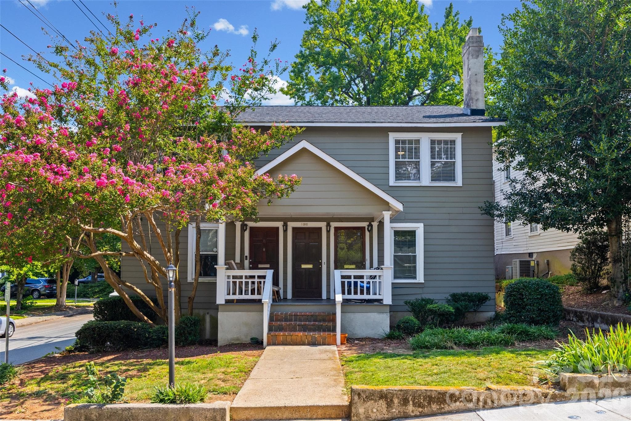 Condominium at 1501 Cleveland Avenue, Charlotte, photo 7 of 25