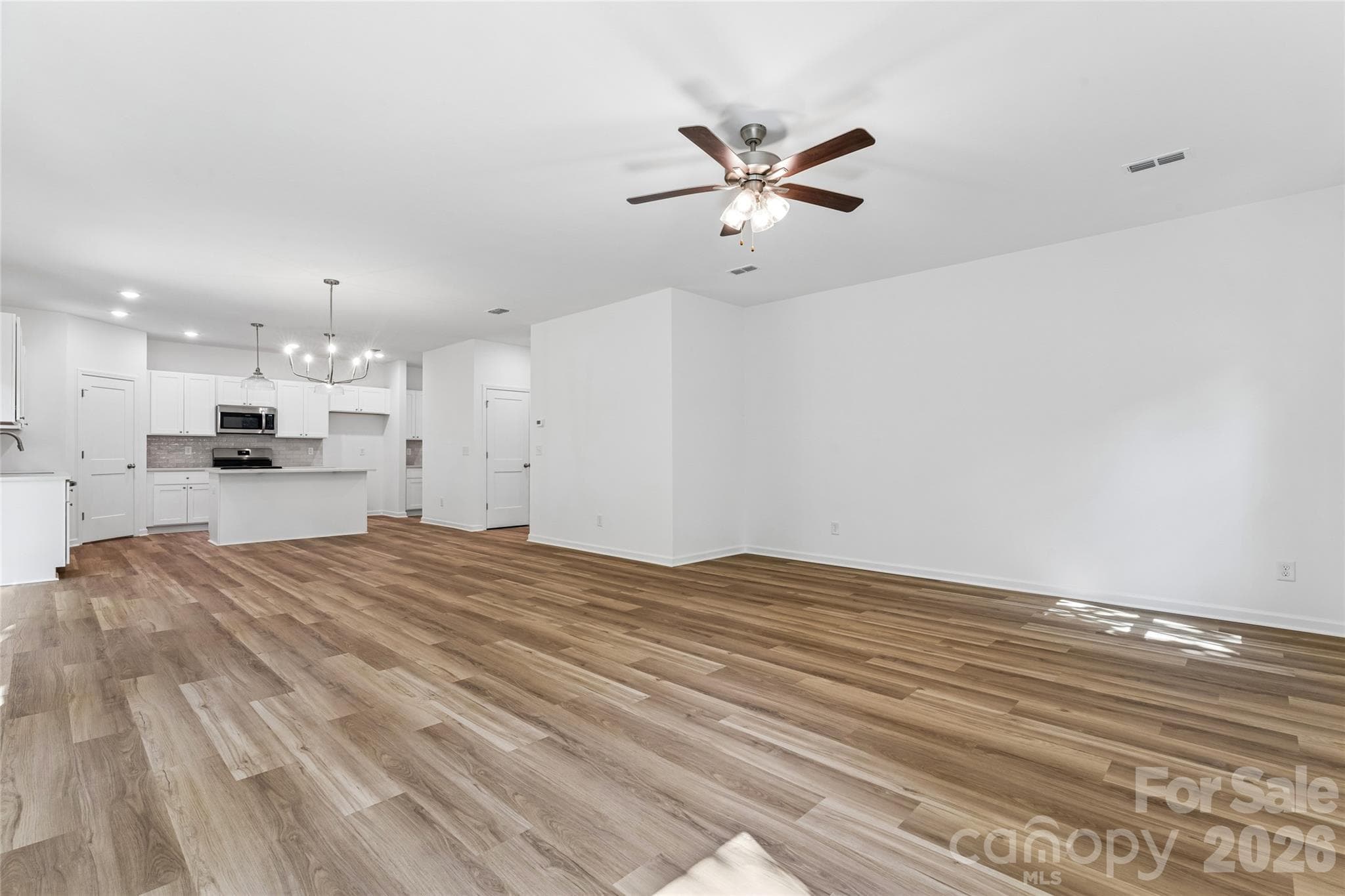 Single Family Residence at 8216 Willhill Road, Mint Hill, photo 19 of 44