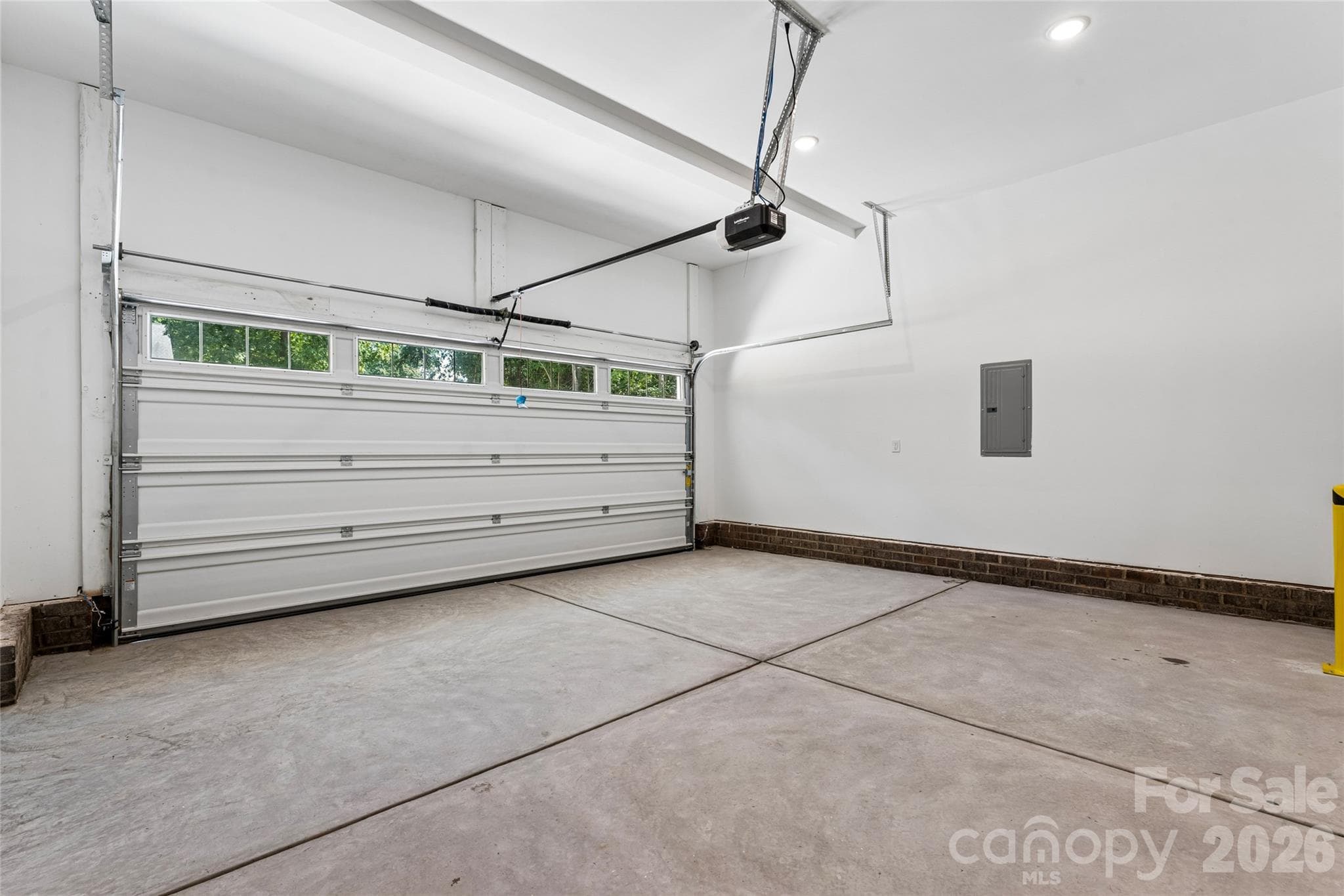 Single Family Residence at 8216 Willhill Road, Mint Hill, photo 20 of 44