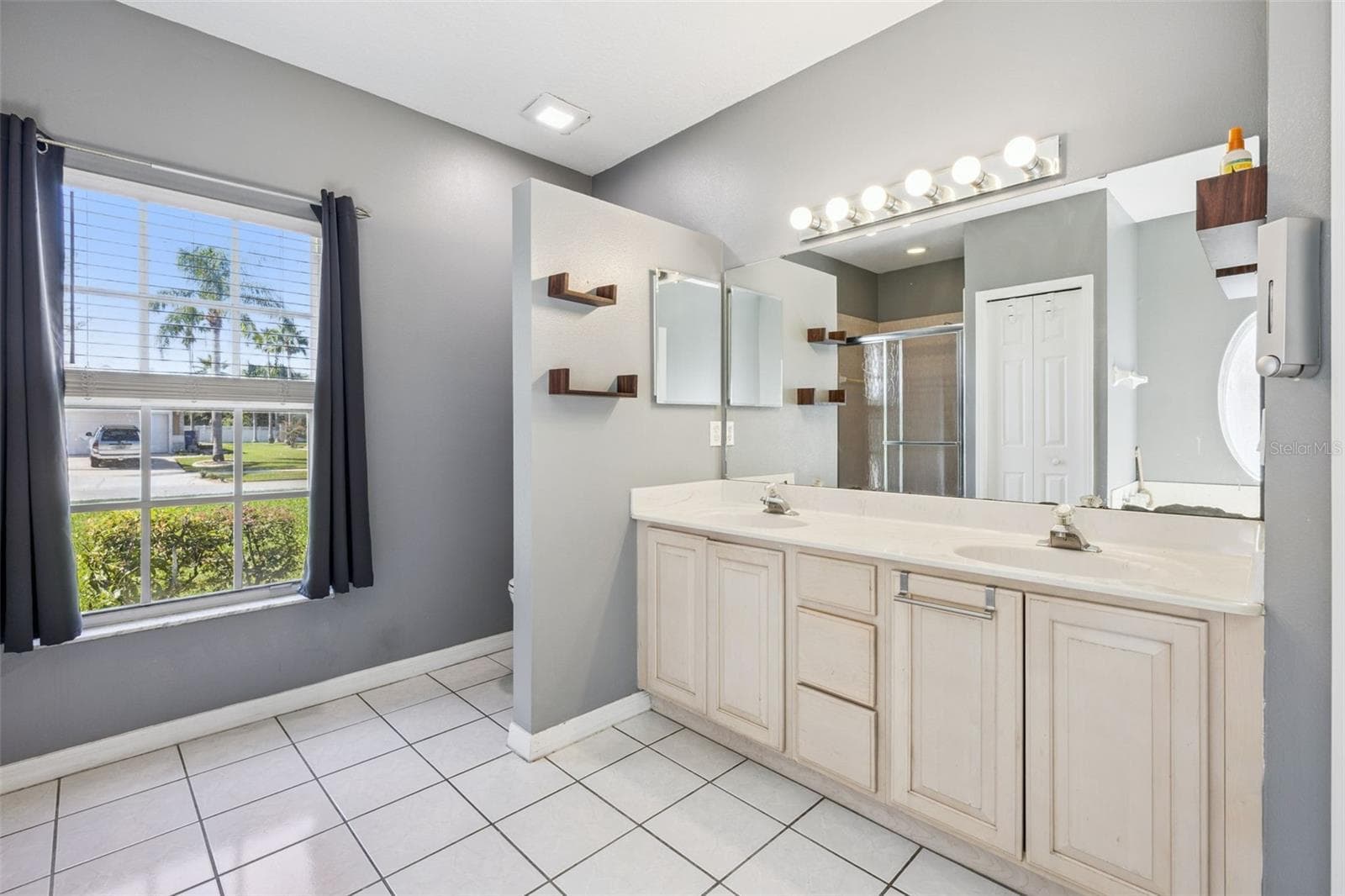 Single Family Residence at 2207 JESSICA LN, KISSIMMEE, photo 12 of 26