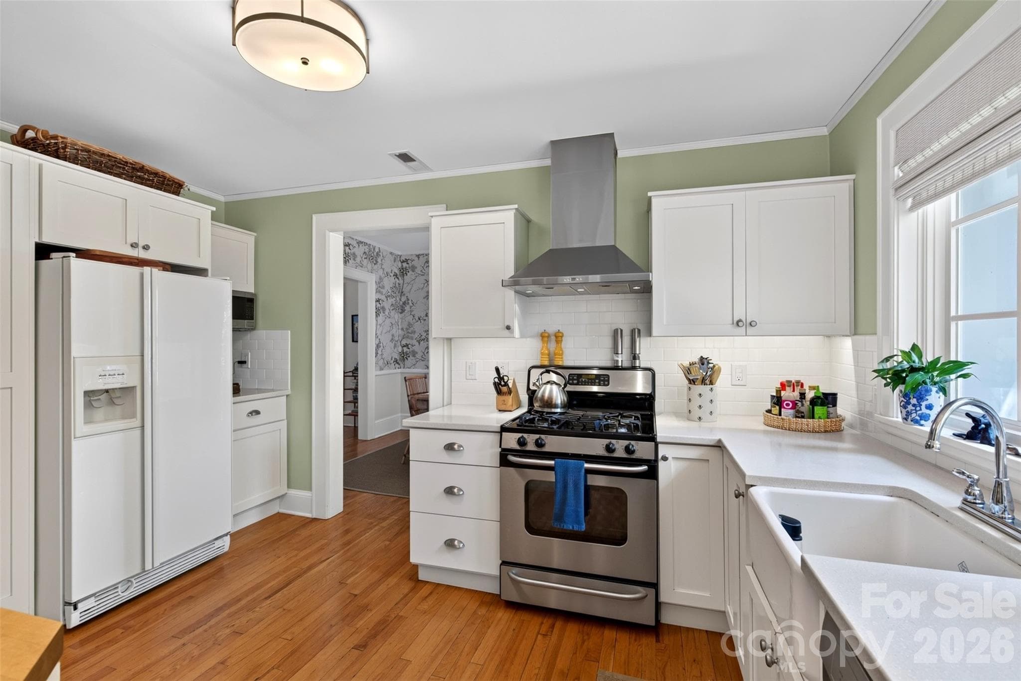 Single Family Residence at 36 Mount Vernon Circle, Asheville, photo 12 of 48