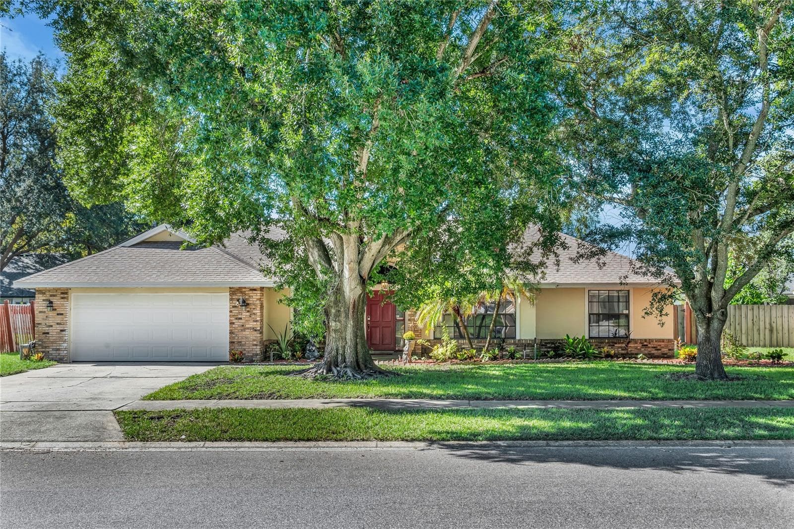 1553 SPRING RIDGE CIR