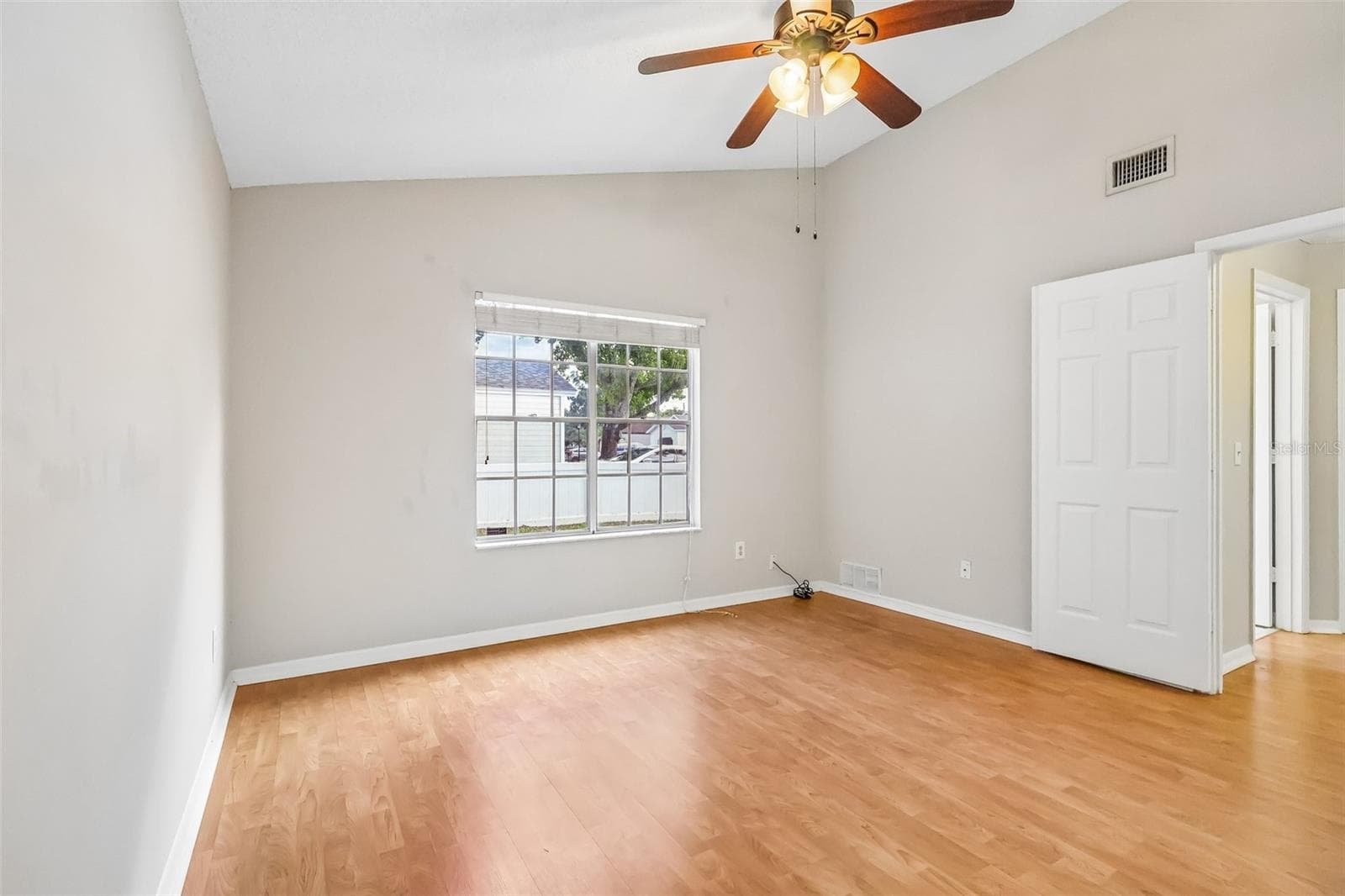 Single Family Residence at 2212 FAXTON CT, ORLANDO, photo 24 of 33
