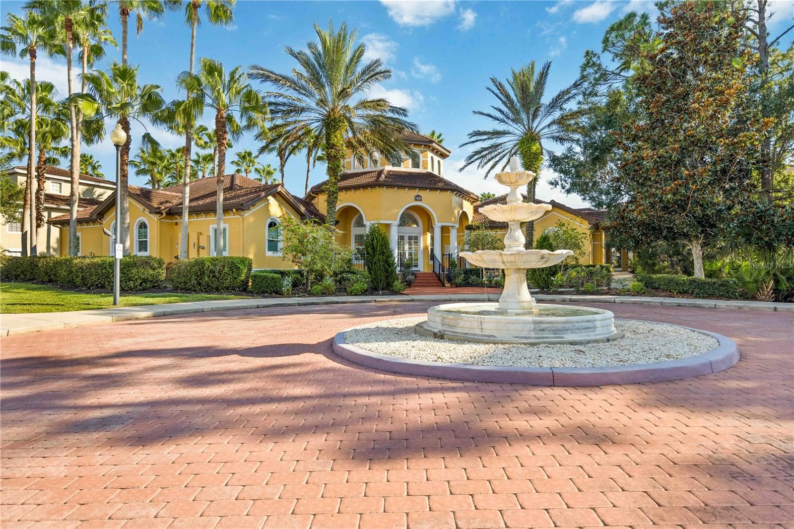 Pool, Fitness Center, Tennis Courts, Clubhouse and more - 5601 BENTGRASS DR #10-117, SARASOTA