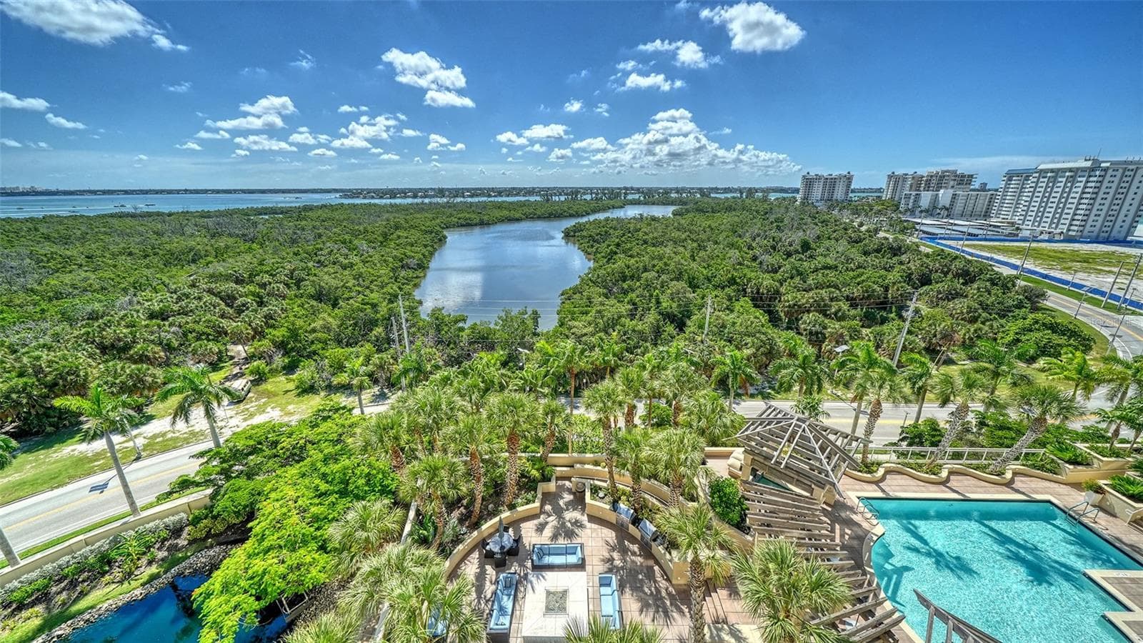 Condominium at 1300 BENJAMIN FRANKLIN DR #809, SARASOTA, photo 17 of 92