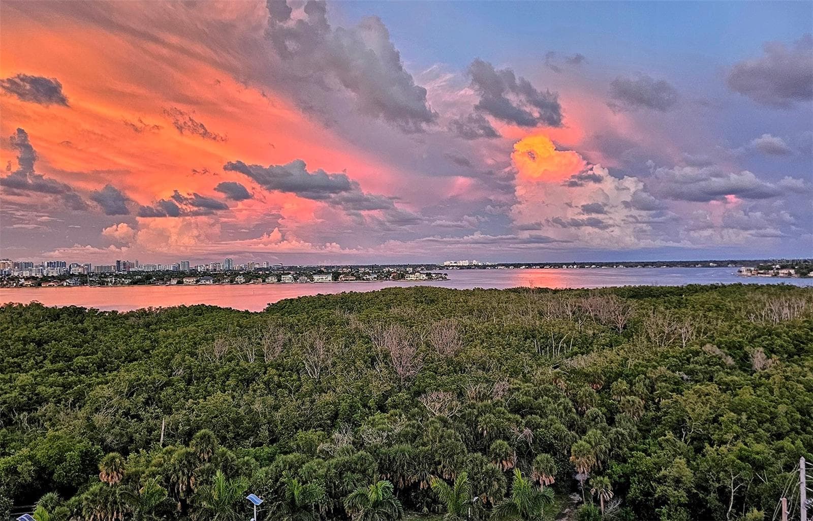 Condominium at 1300 BENJAMIN FRANKLIN DR #809, SARASOTA, photo 19 of 92