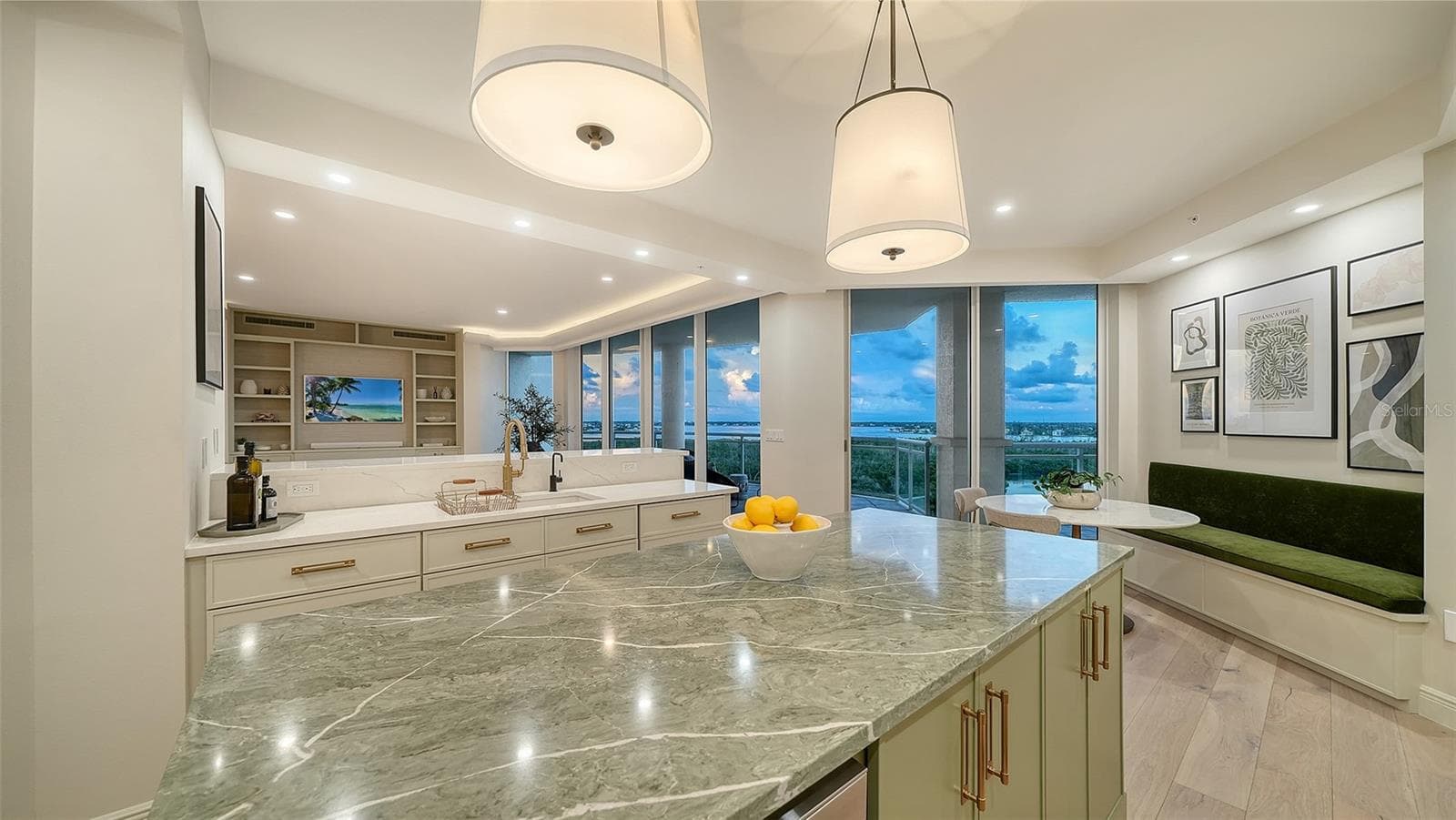 Condominium at 1300 BENJAMIN FRANKLIN DR #809, SARASOTA, photo 42 of 92