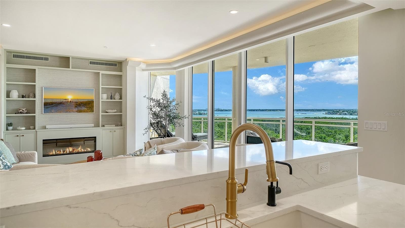 Condominium at 1300 BENJAMIN FRANKLIN DR #809, SARASOTA, photo 48 of 92