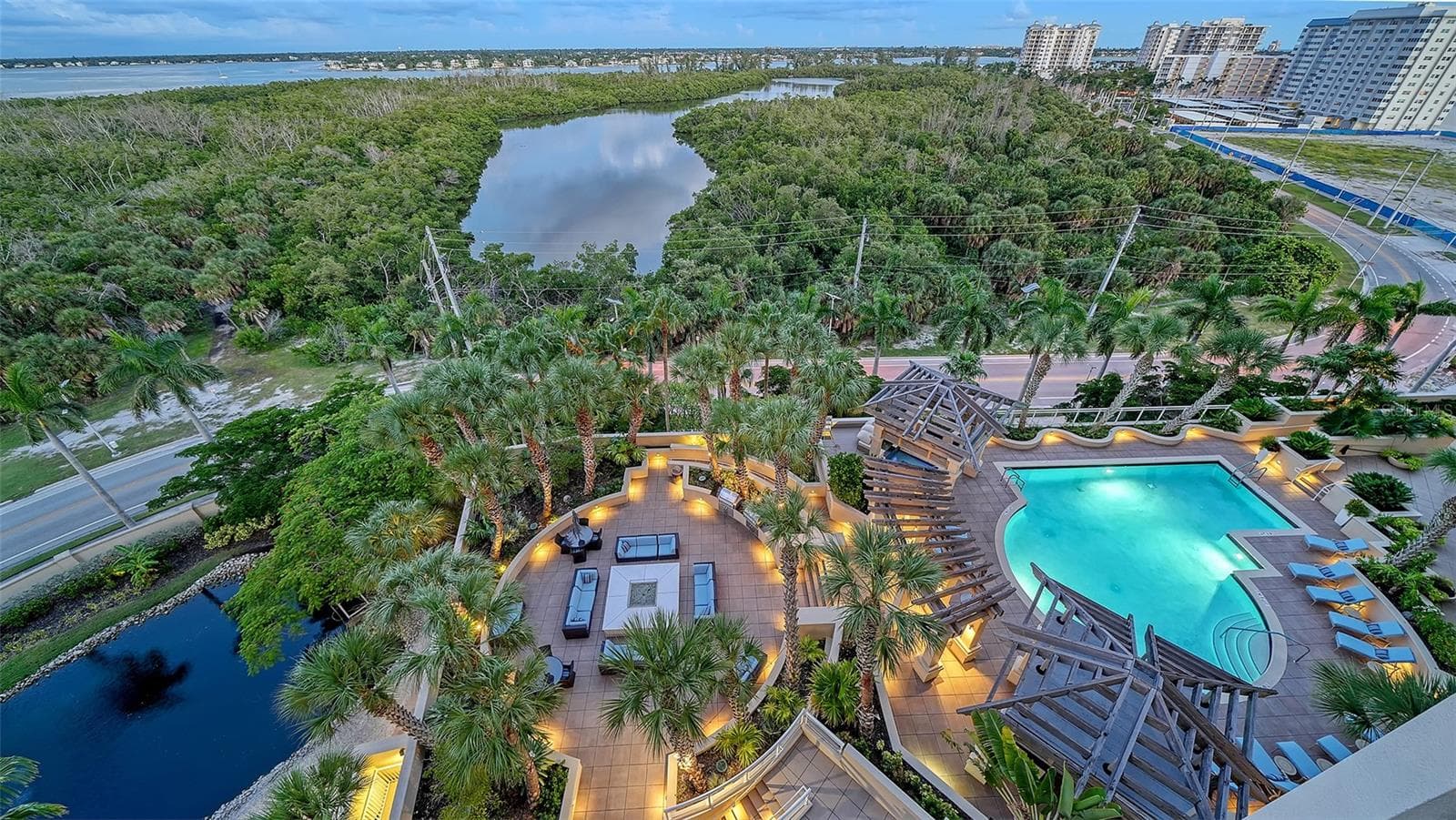 Condominium at 1300 BENJAMIN FRANKLIN DR #809, SARASOTA, photo 73 of 92