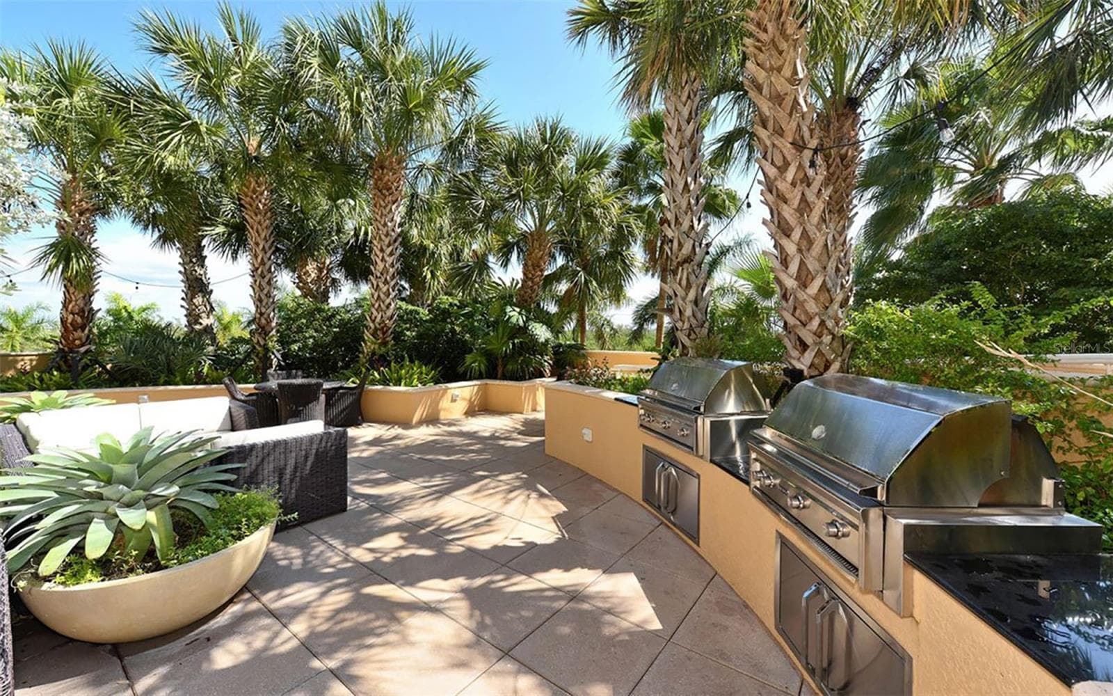 Condominium at 1300 BENJAMIN FRANKLIN DR #809, SARASOTA, photo 78 of 92