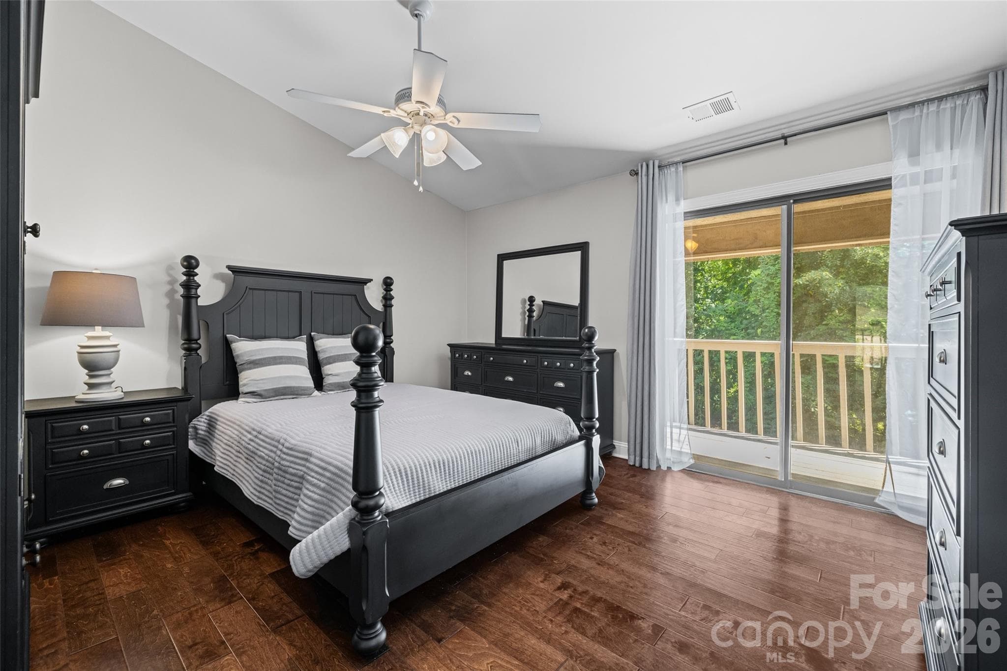 Imagine quiet mornings sleeping in this room - 4160 Charlotte Highway, Lake Wylie