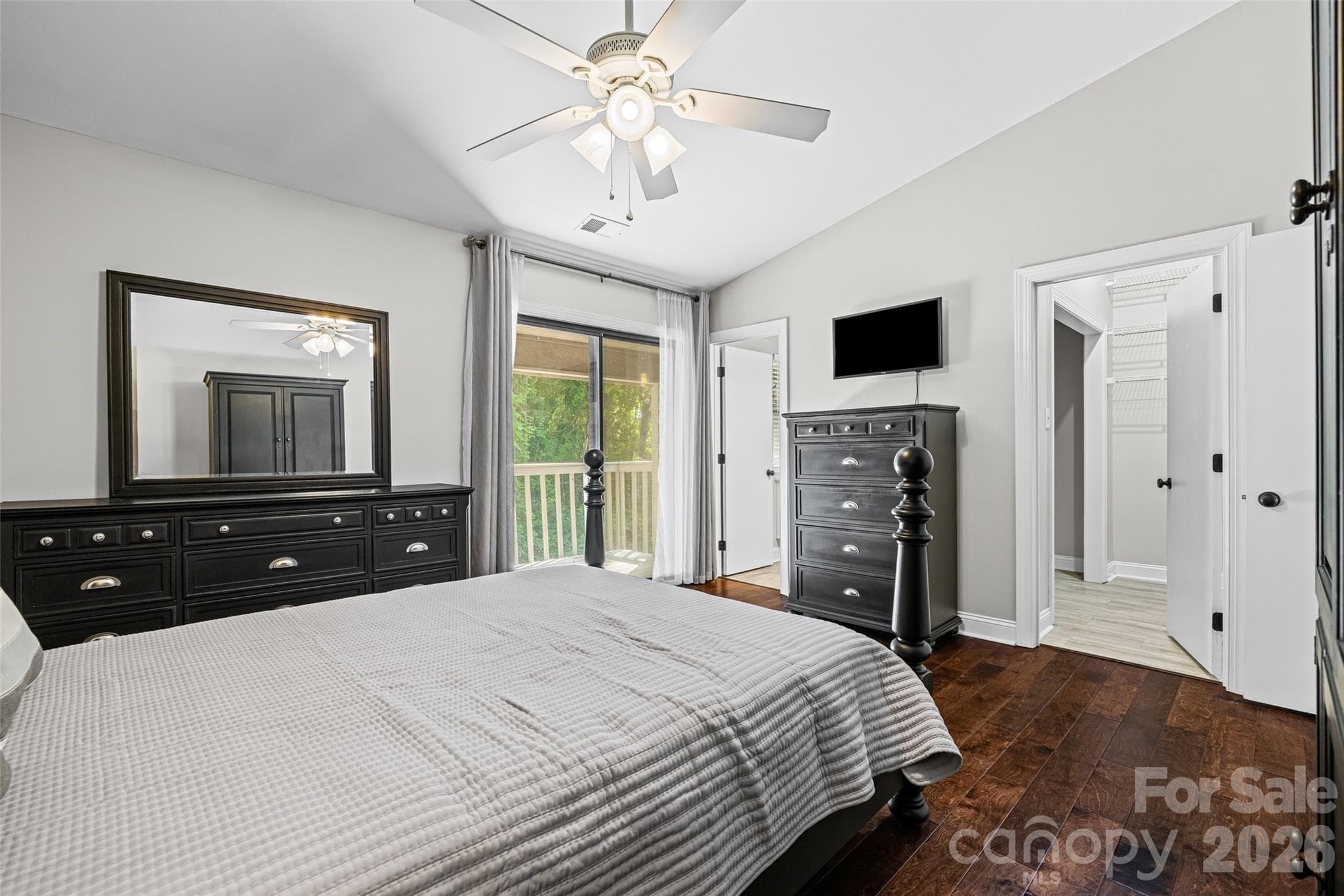 Massive bedroom - 4160 Charlotte Highway, Lake Wylie