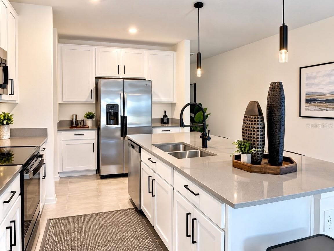 Quartz Tops - 122 TINY FLOWER RD, DAVENPORT