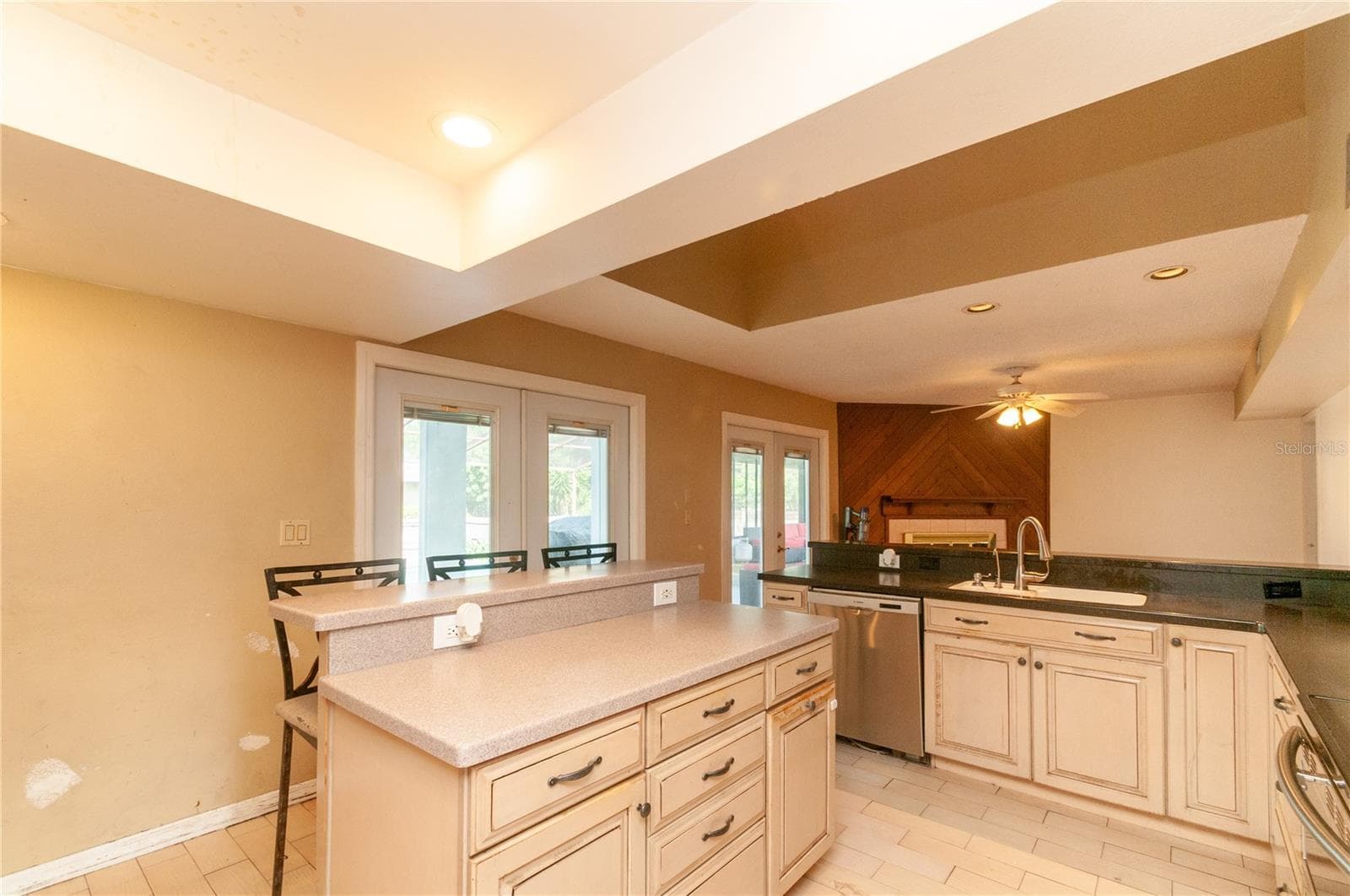 Single Family Residence at 859 PINEWOOD TER W, PALM HARBOR, photo 15 of 51