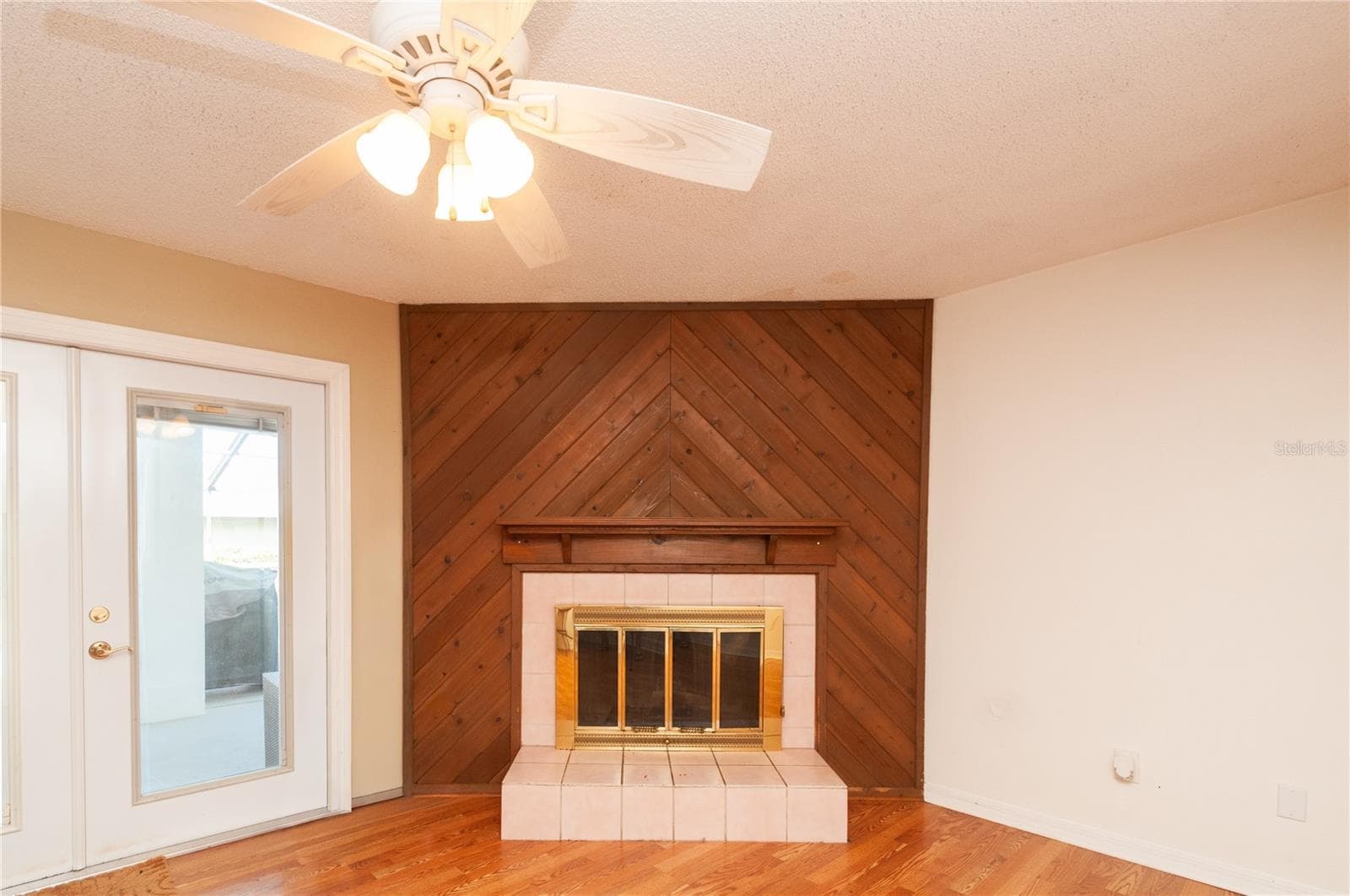 Single Family Residence at 859 PINEWOOD TER W, PALM HARBOR, photo 19 of 51