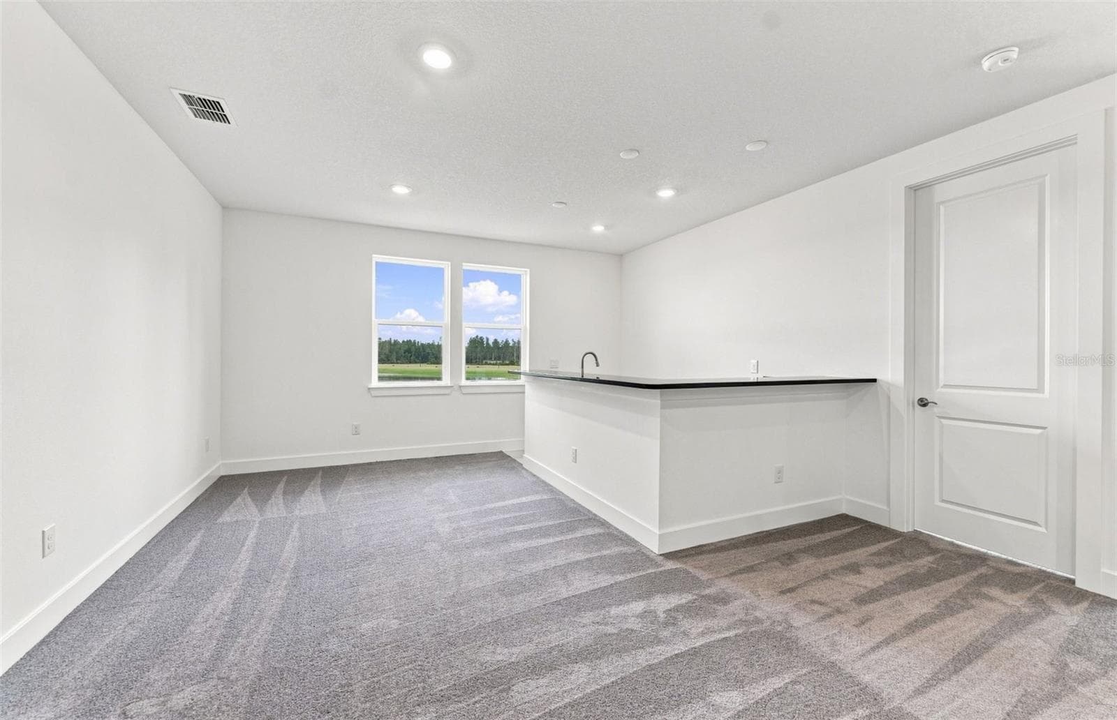 Loft Area w/Wet Bar - 35224 COHAGEN TRL, ZEPHYRHILLS