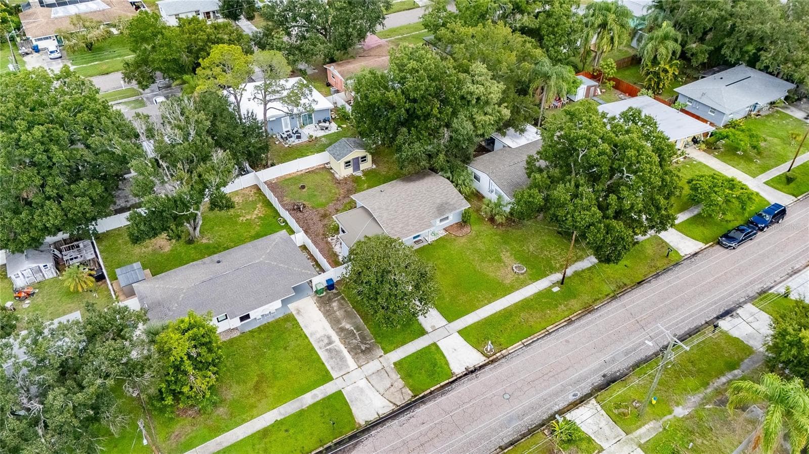 Single Family Residence at 4421 W IOWA AVE, TAMPA, photo 5 of 47