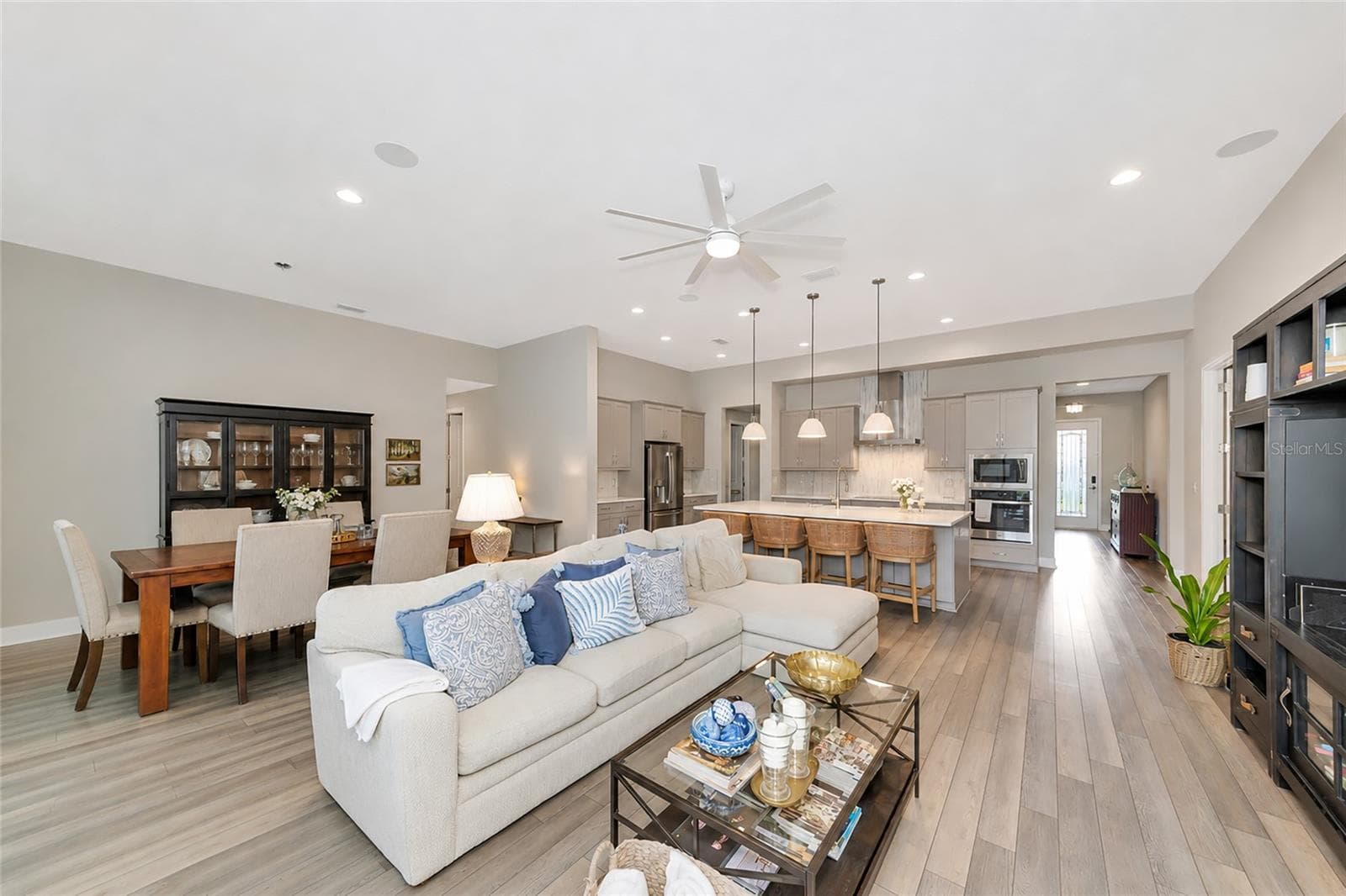 Single Family Residence at 9211 ISABELLA CIR, PARRISH, photo 6 of 63