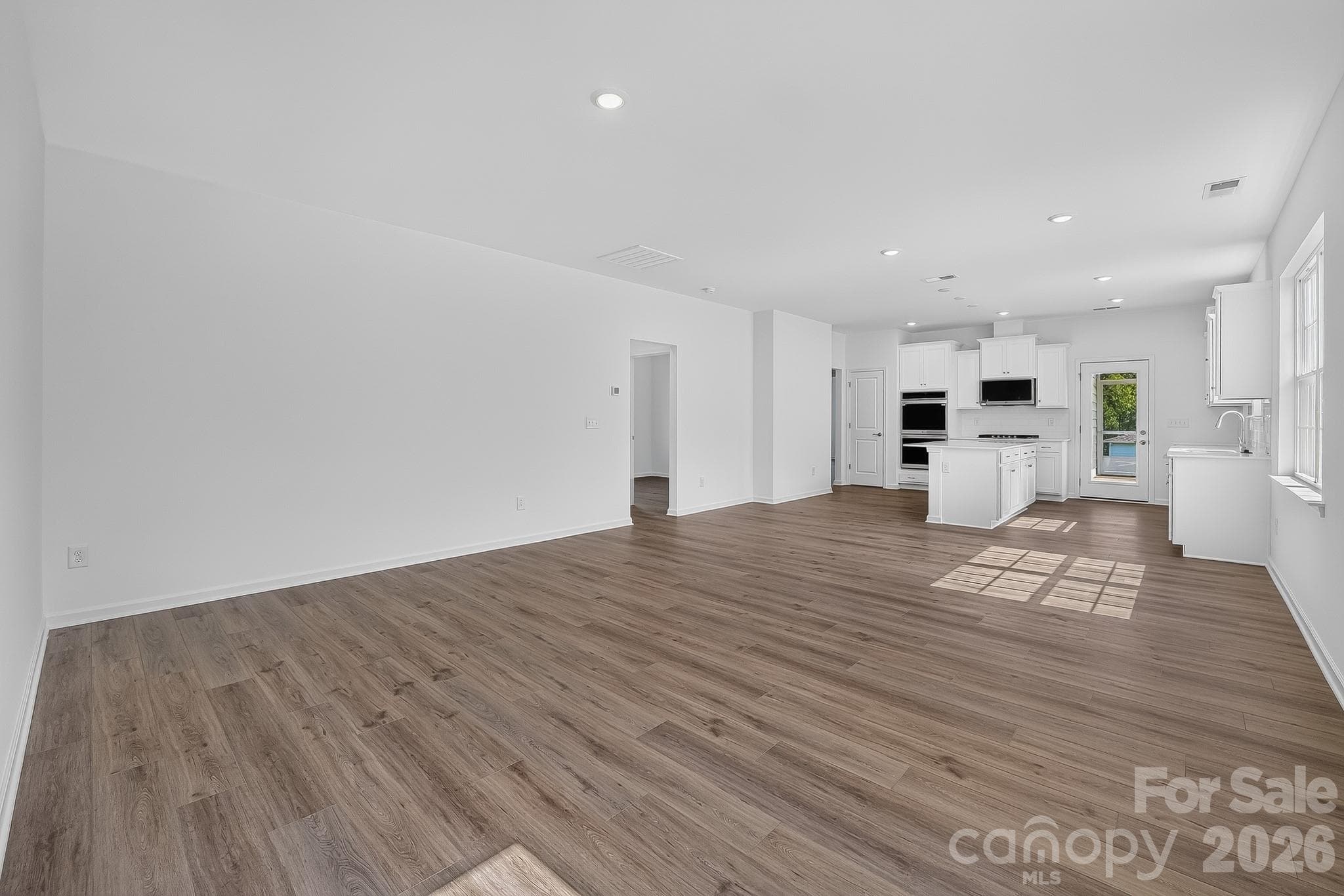 Single Family Residence at 378 Waxhaw Village Road, Lancaster, photo 11 of 27