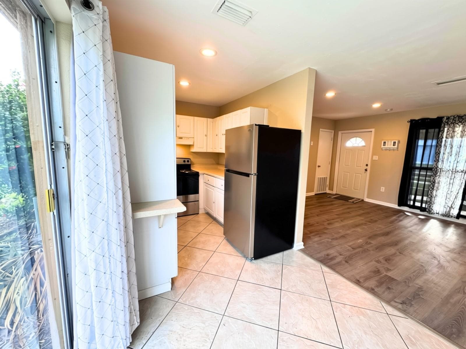 Single Family Residence at 3074 BROADPOINT DR, PUNTA GORDA, photo 9 of 25