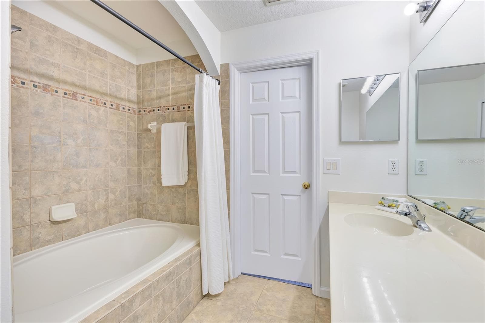 Townhouse at 16077 OLD ASH LOOP #19, ORLANDO, photo 30 of 49