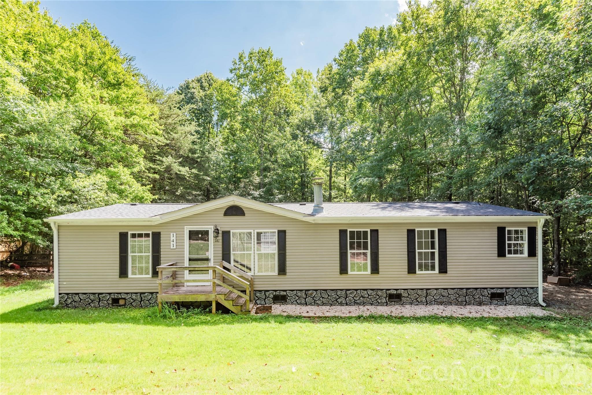 141 Tommys Lane