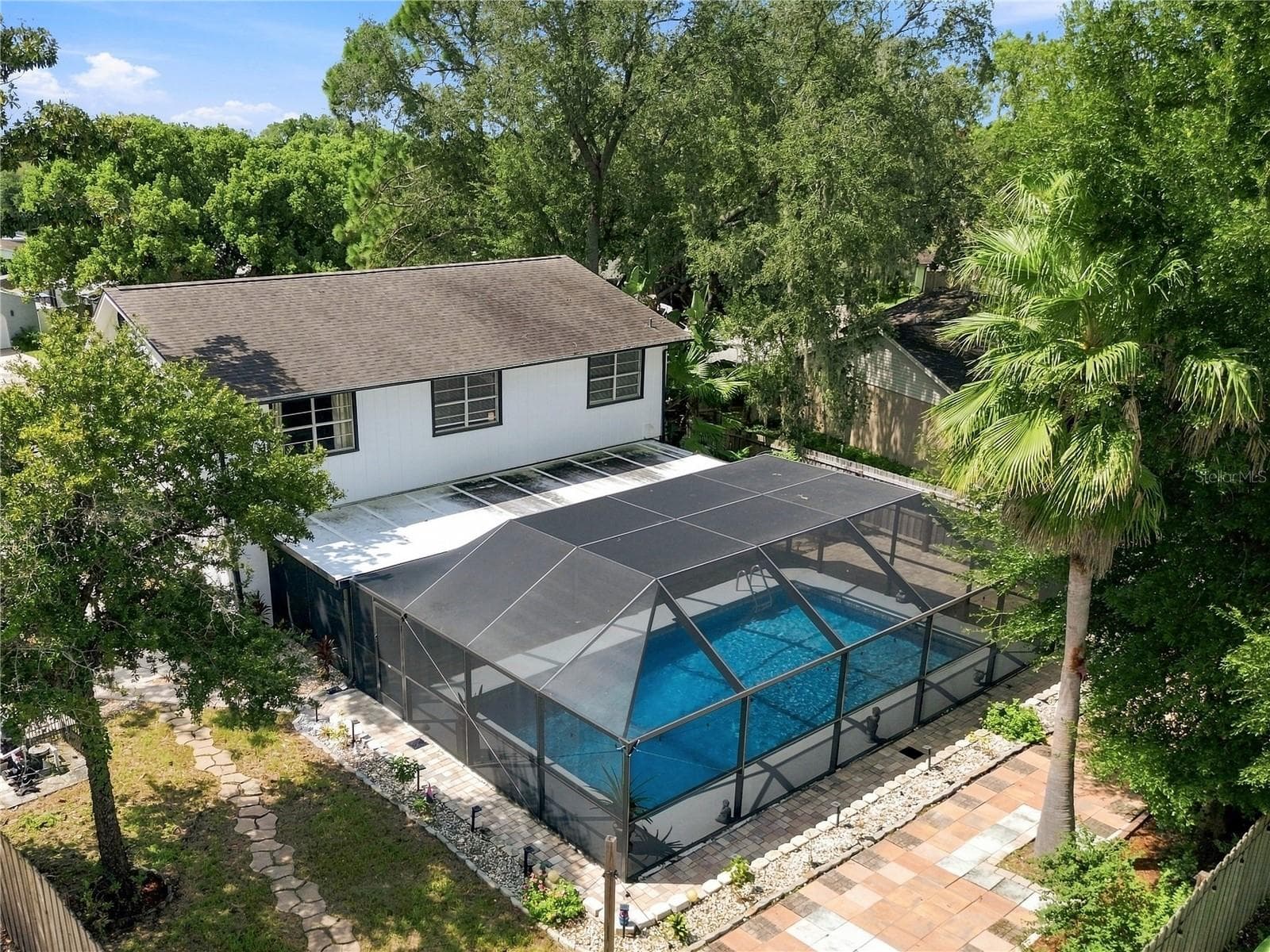 Single Family Residence at 626 FOREST HILLS DR, BRANDON, photo 37 of 38