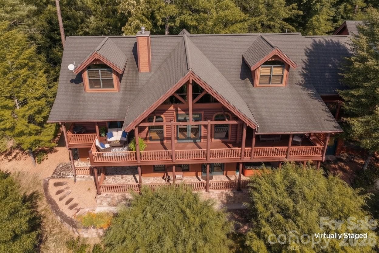 925 Appalachian Way