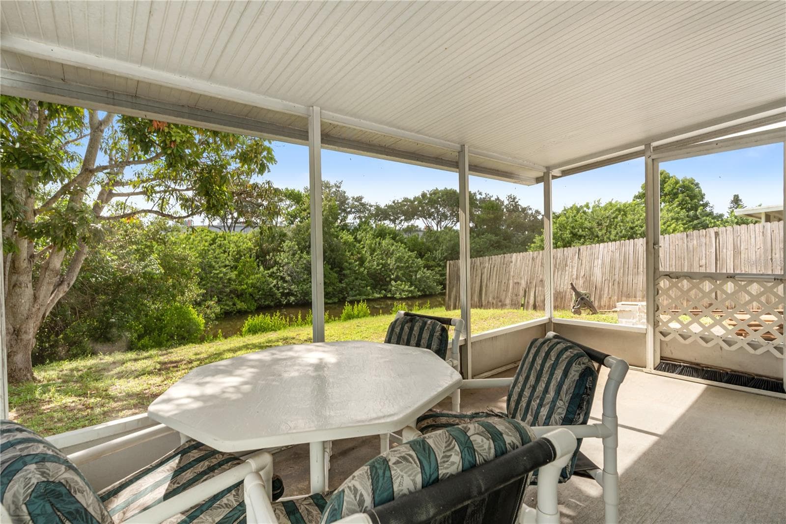 Single Family Residence at 218 LOOKOUT DR, APOLLO BEACH, photo 26 of 43
