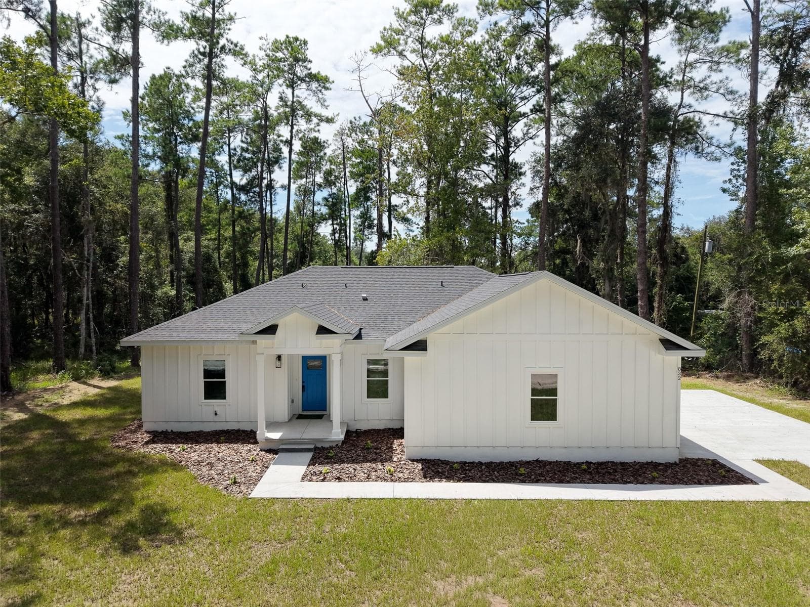 832 NW 5TH ST