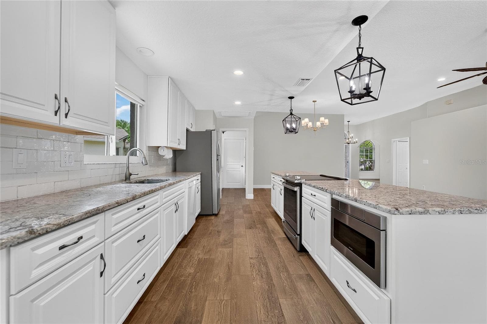 Single Family Residence at 6106 CHALON CT, LUTZ, photo 15 of 39