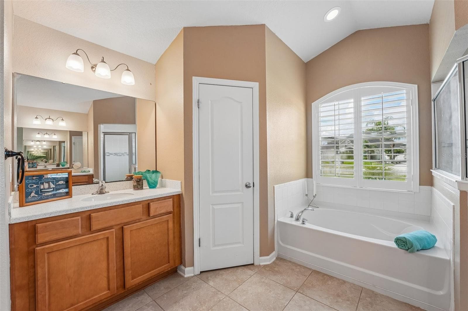 Single Family Residence at 353 CRESCENT KEY DR, ST AUGUSTINE, photo 37 of 54