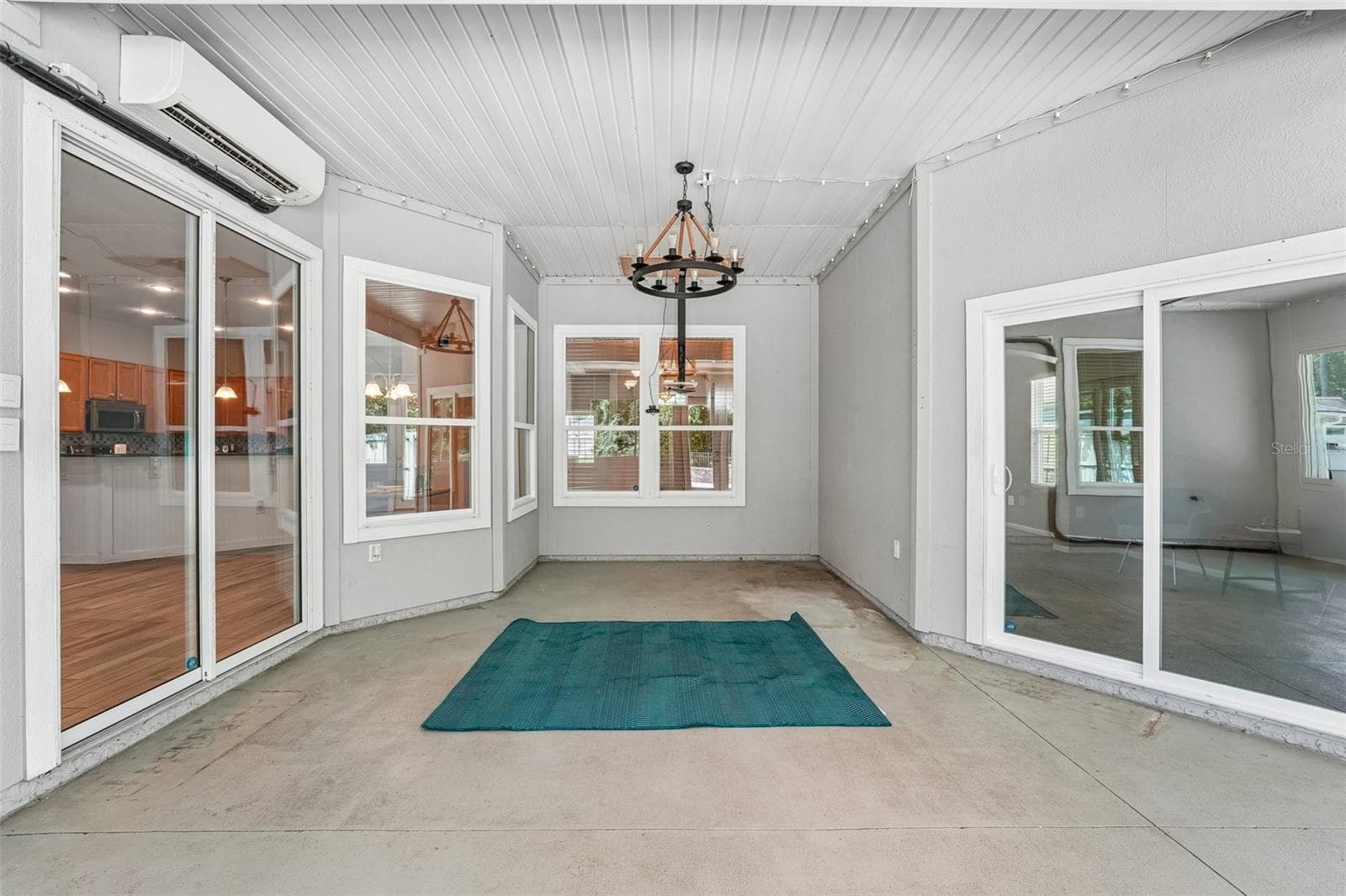 Fully enclosed Florida Room - 353 CRESCENT KEY DR, ST AUGUSTINE