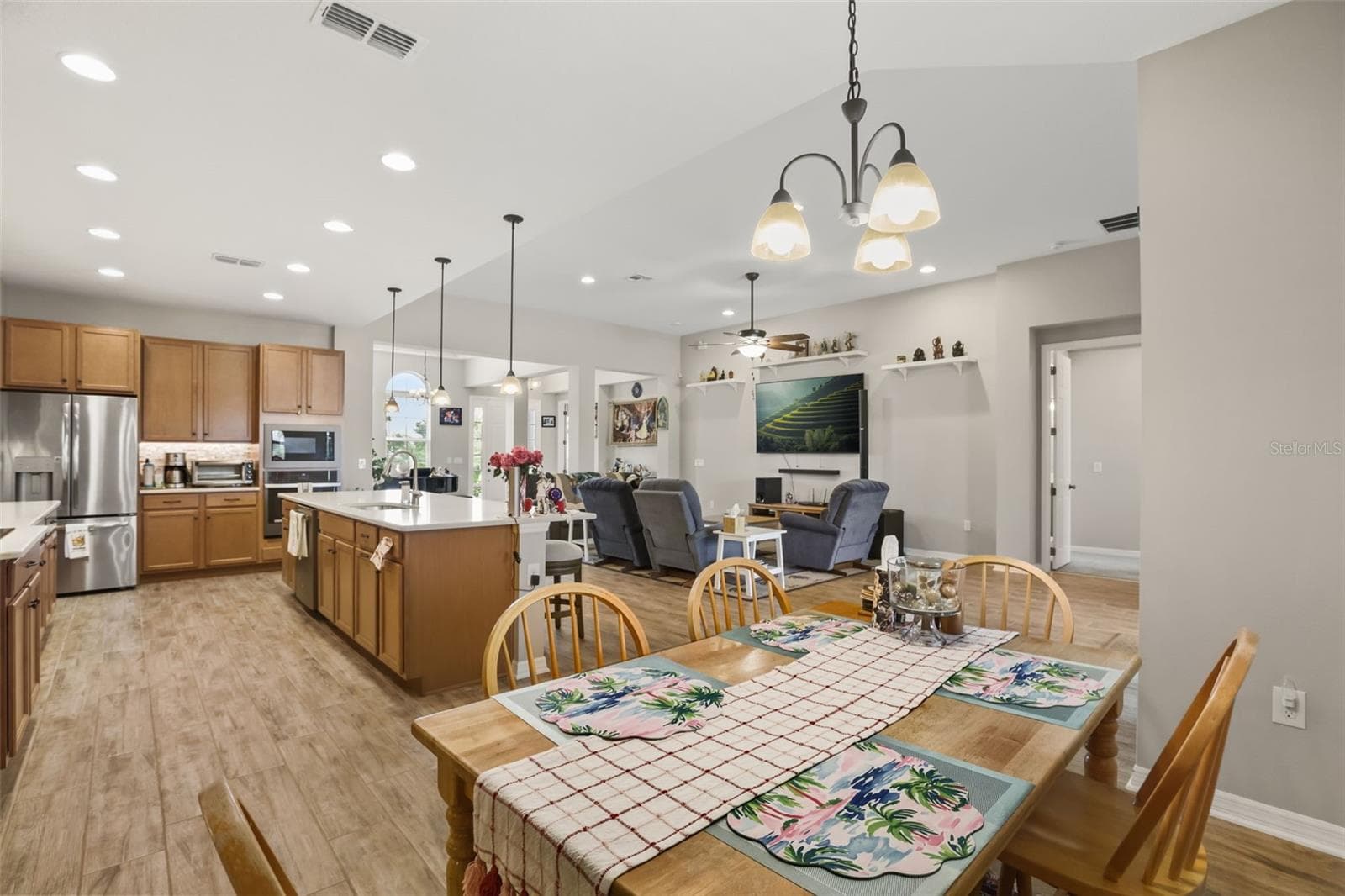 Single Family Residence at 3243 KAYAK WAY, ORLANDO, photo 7 of 57
