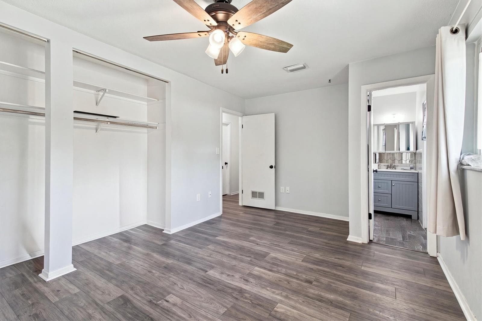 Single Family Residence at 35505 CRESCENT DR, FRUITLAND PARK, photo 15 of 50