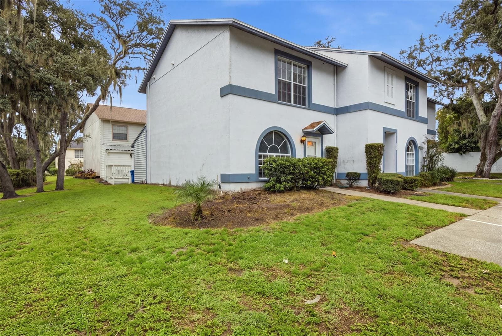 Townhouse at 601 BAINBRIDGE DR, BRANDON, photo 2 of 21