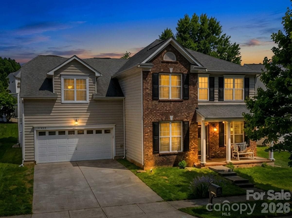 Single Family Residence at Huntersville, photo 2 of 37