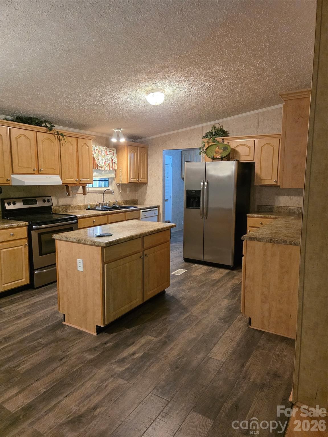 Single Family Residence at 1409 Clayton Drive, Chester, photo 3 of 27