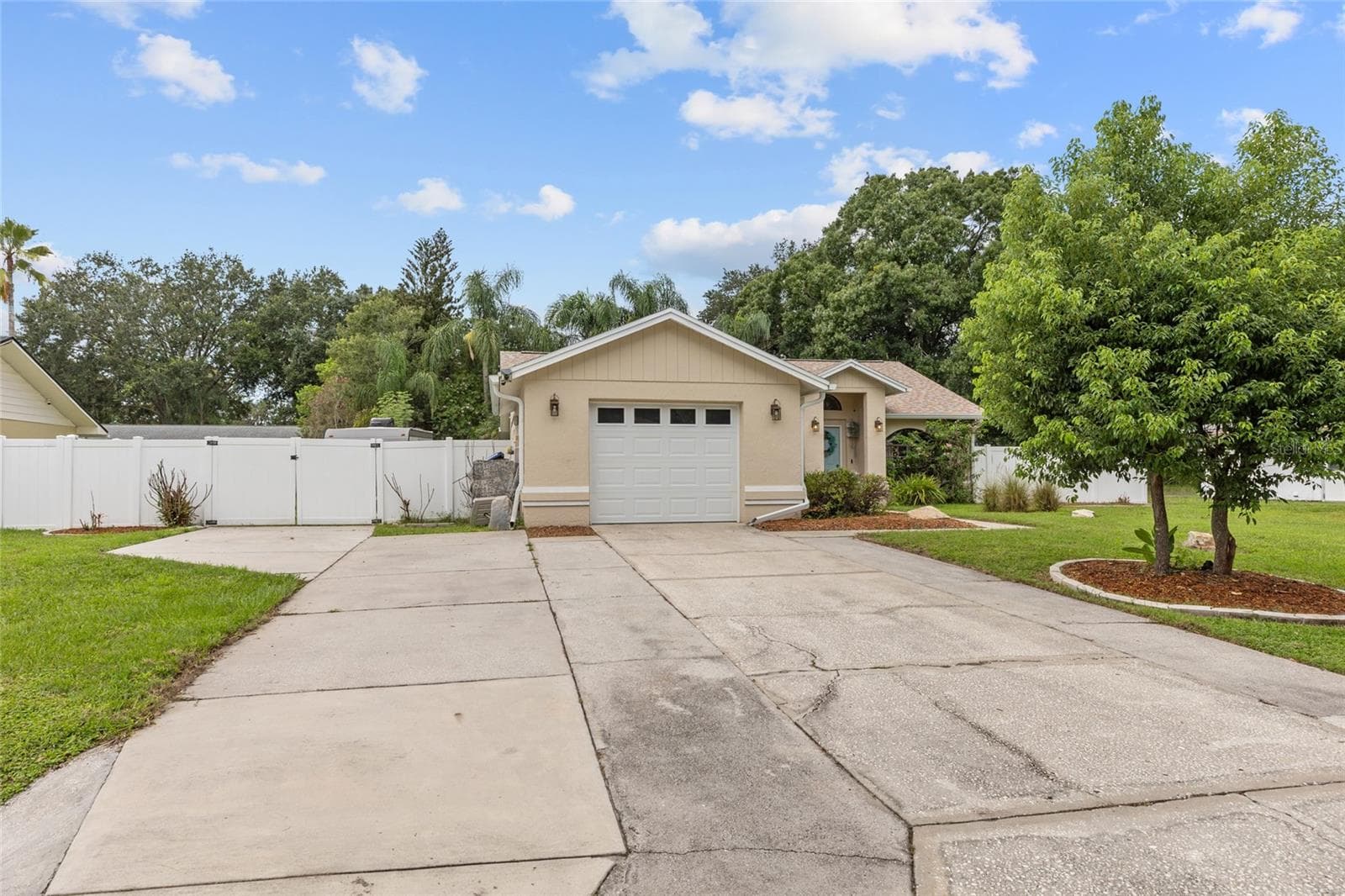 Single Family Residence at 3753 MERIDEAN PL, LAND O LAKES, photo 33 of 39