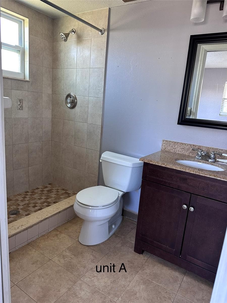 Unit A bathroom - 11316 WALSINGHAM RD, SEMINOLE