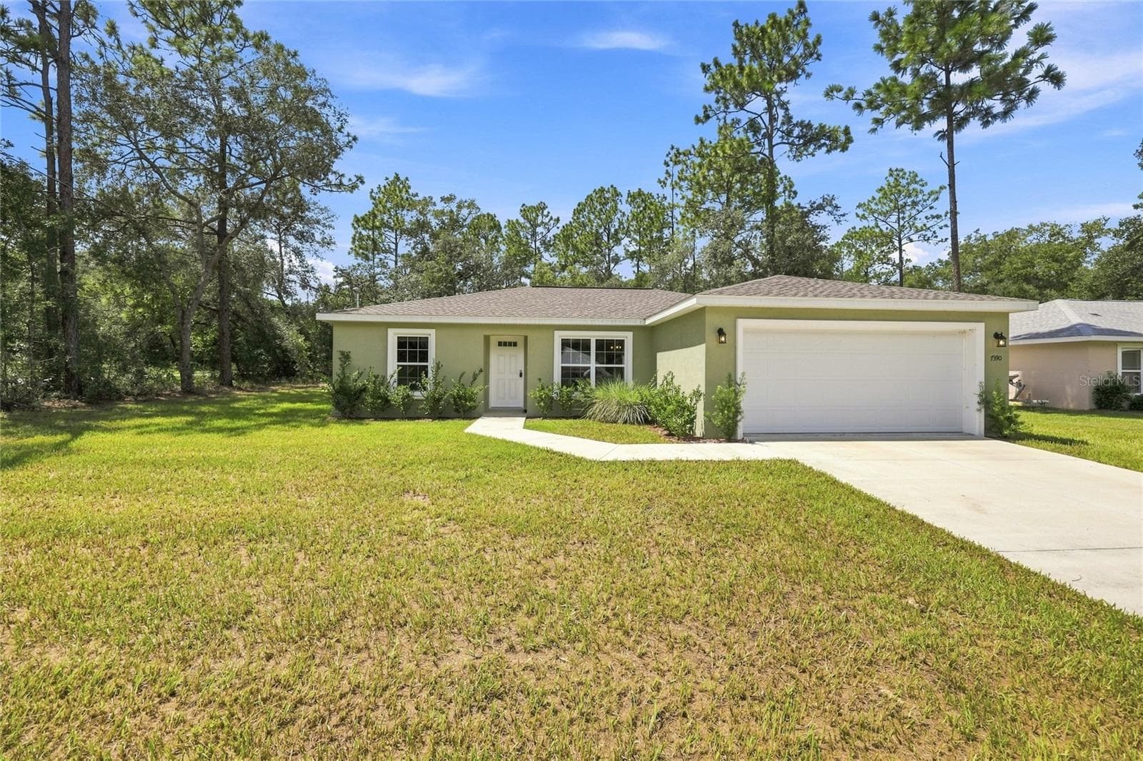 Front View - 7390 N IRELAND DR, DUNNELLON
