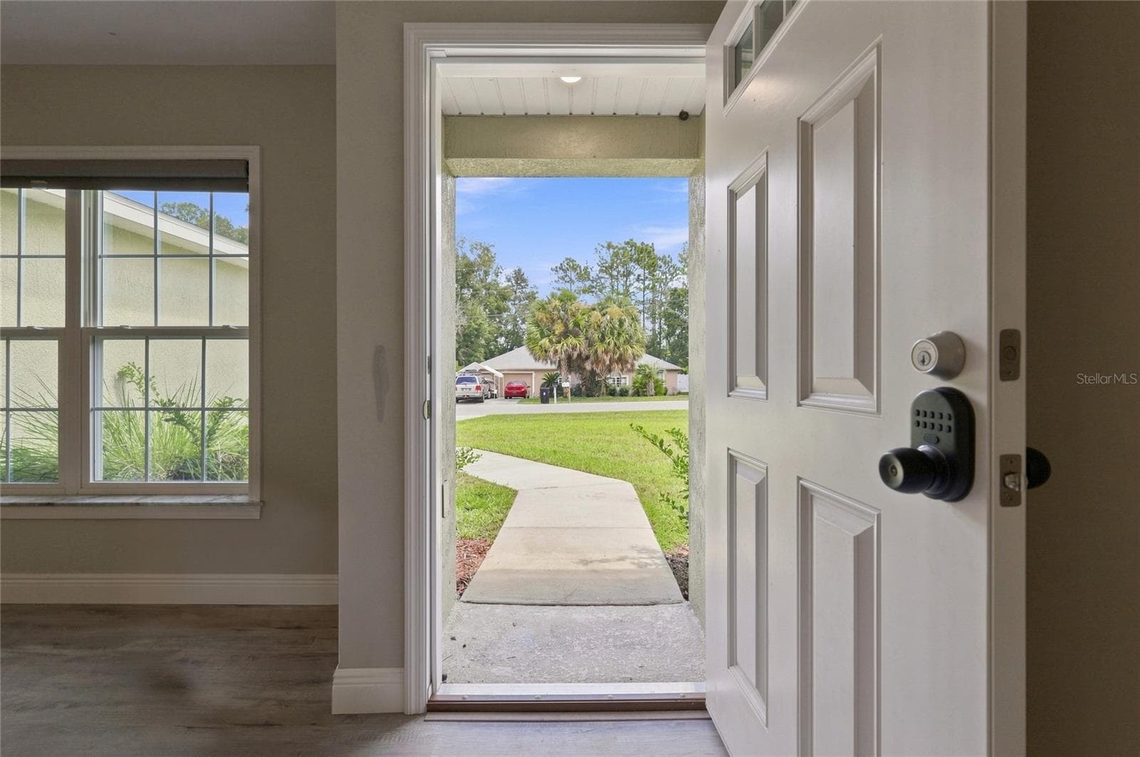 Front Door - 7390 N IRELAND DR, DUNNELLON