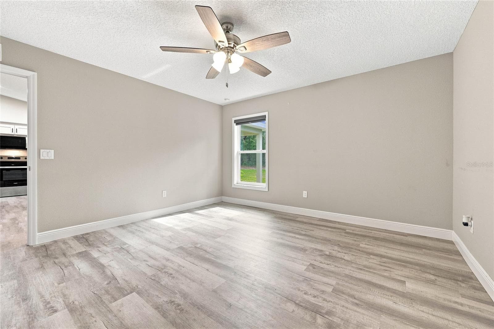 Master Bedroom - 7390 N IRELAND DR, DUNNELLON