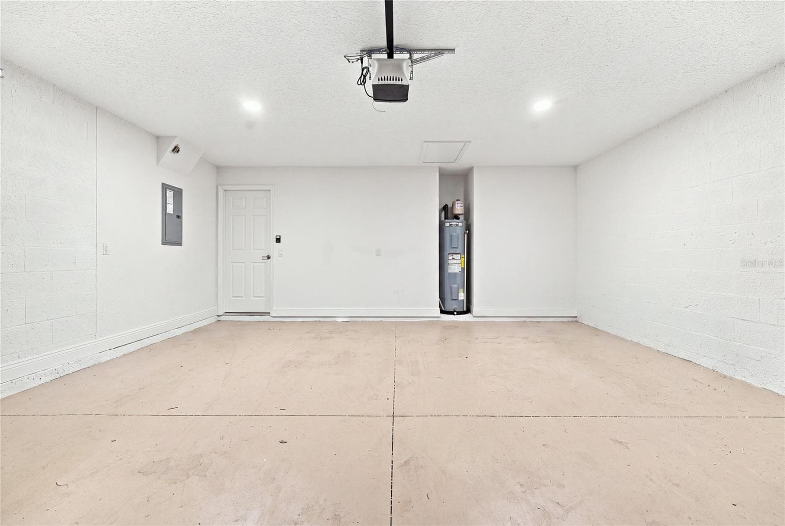 Garage - 7390 N IRELAND DR, DUNNELLON